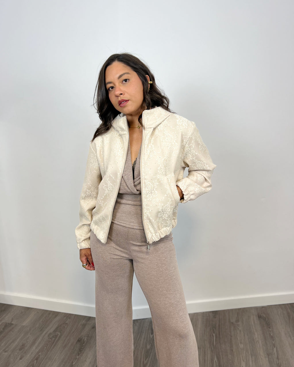 Bomber Encaje Beige