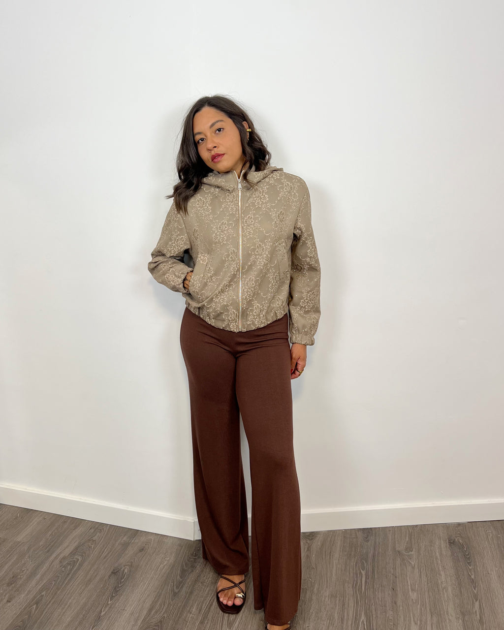 Bomber Encaje Taupe