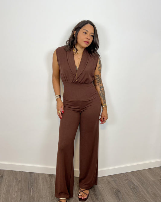 Conjunto Luané Marrón