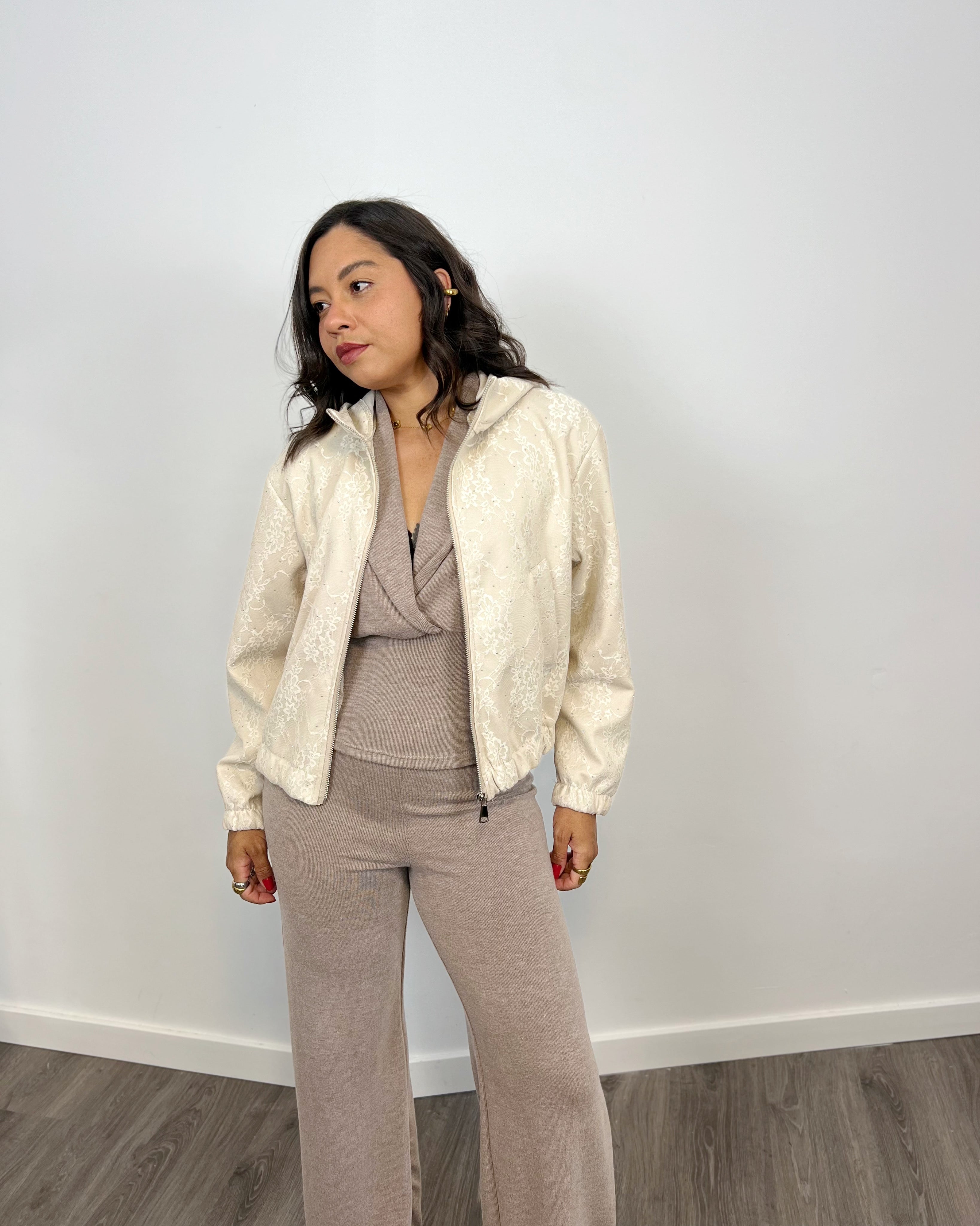 Bomber Encaje Beige