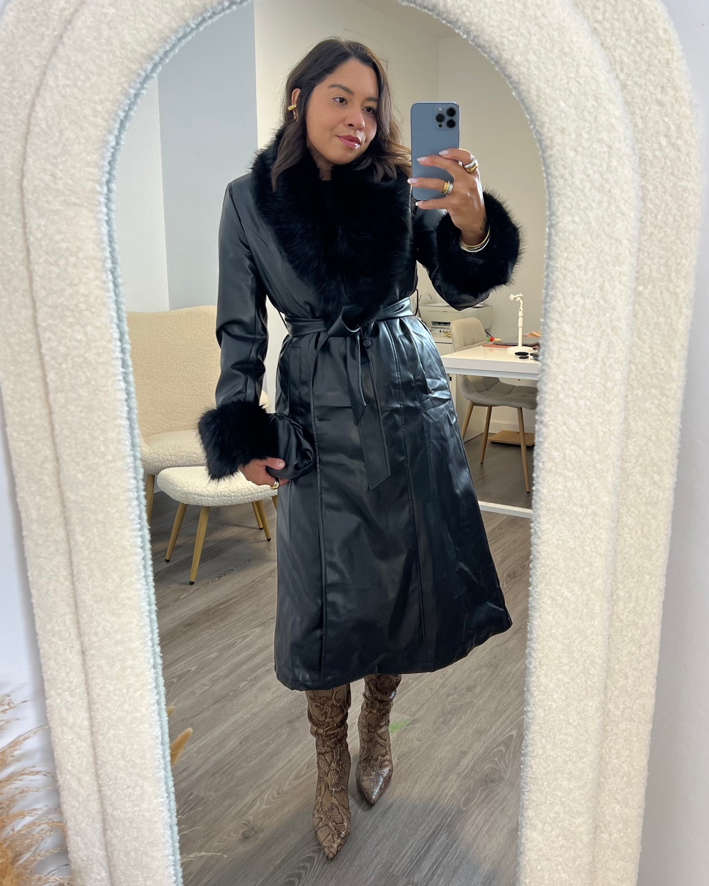 Trench Largo efecto piel