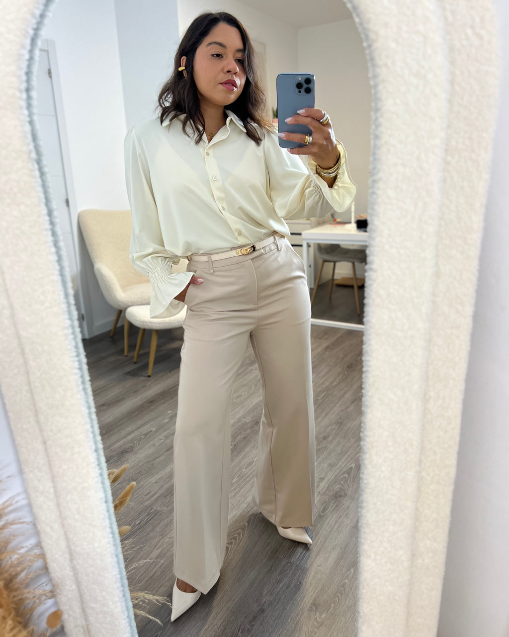 Blusa volante Beige