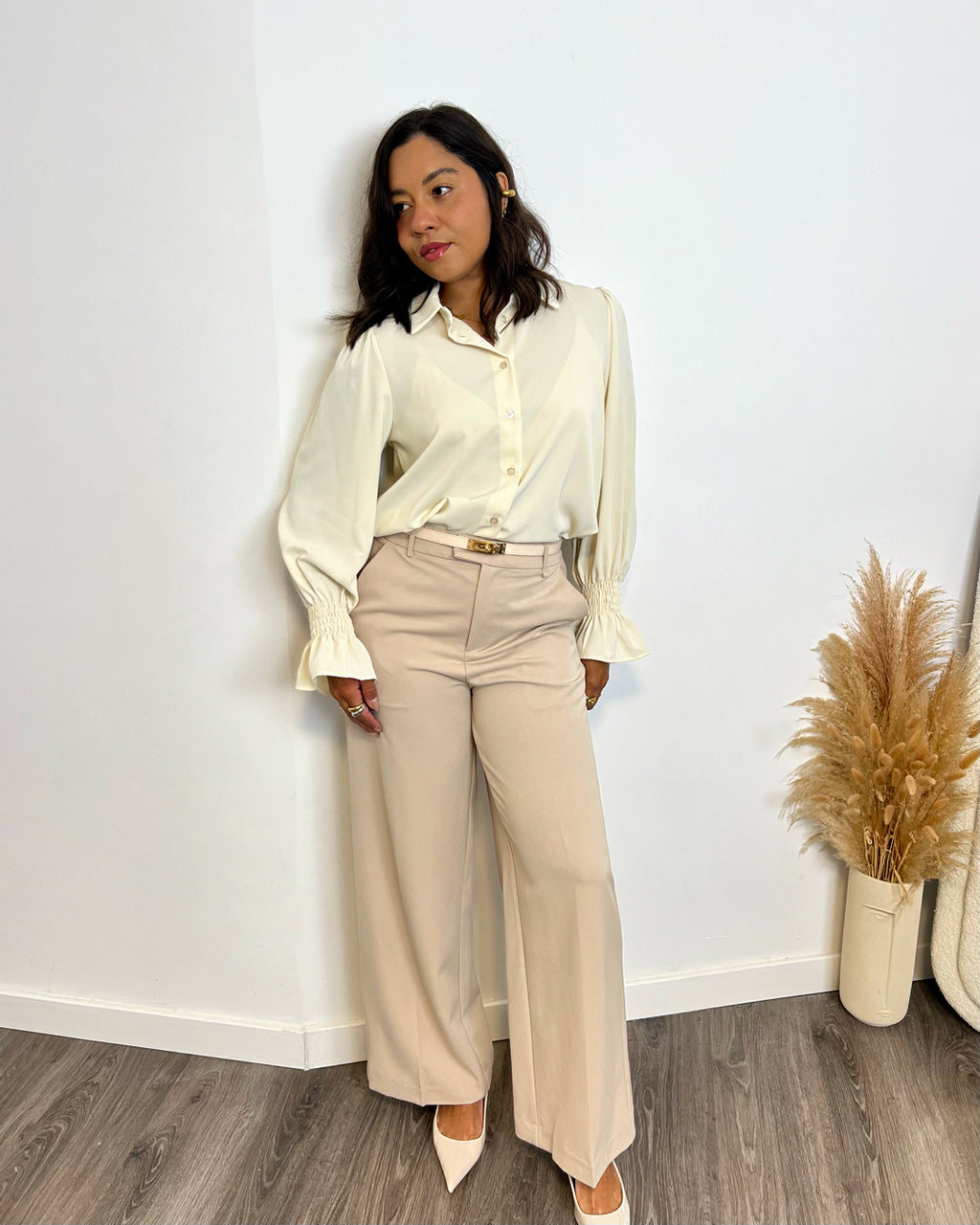 Blusa volante Beige